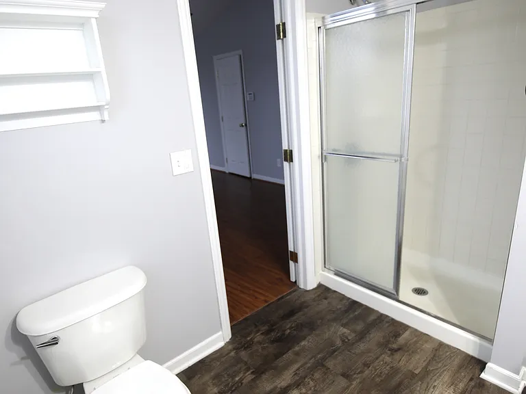 4400 Greensbury Dr — Photo 38
