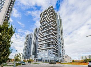 225 Village Green Sq #1102, Toronto, ON M1S 0L7