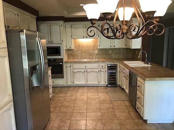 5th image of 218 Orange Blossom Cir