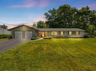 27 Nadine Rd, Brockton, MA 02302