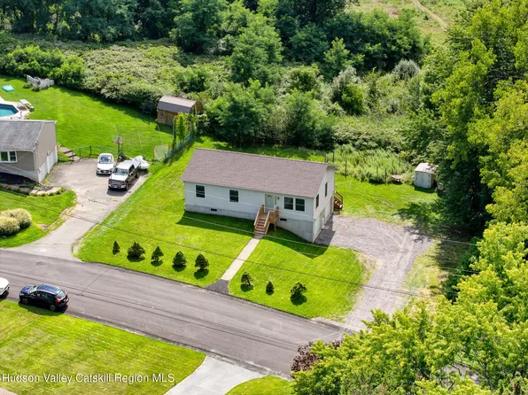 200 Doris Street, Port Ewen, NY 12466