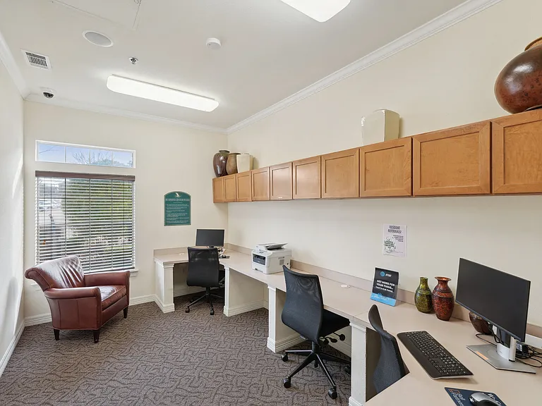 Falcon Lakes — Photo 16