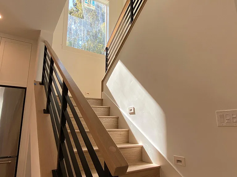 7083 Weller St — Photo 11