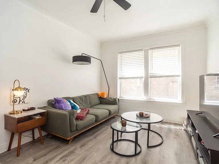 850 1/2 W Agatite Ave #1 — Photo 2