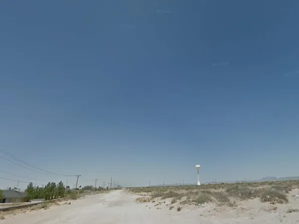 Antwerp Rd, El Paso, TX 79928