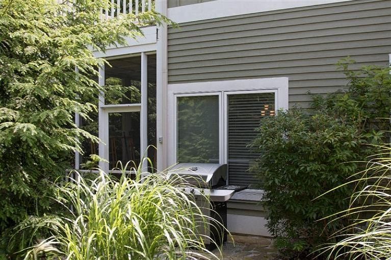 2nd image of 16032 Goodwin Ave #14