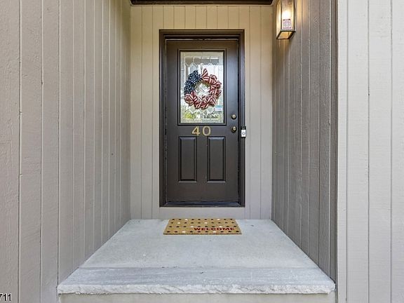 2nd image of 40 Woodland Drive
