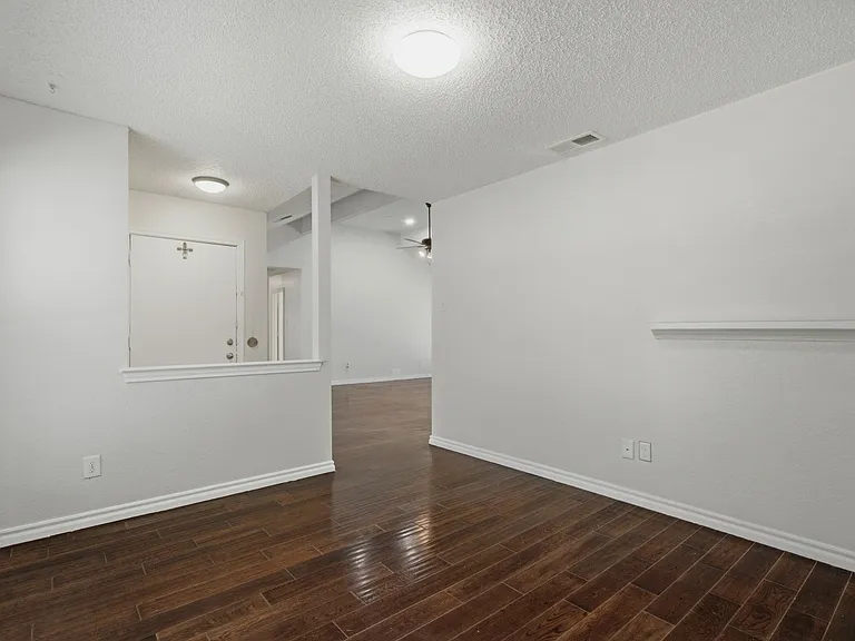 5005 Frontier Ln — Photo 10