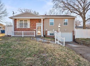 1208 Marchi Dr, Saint Louis, MO