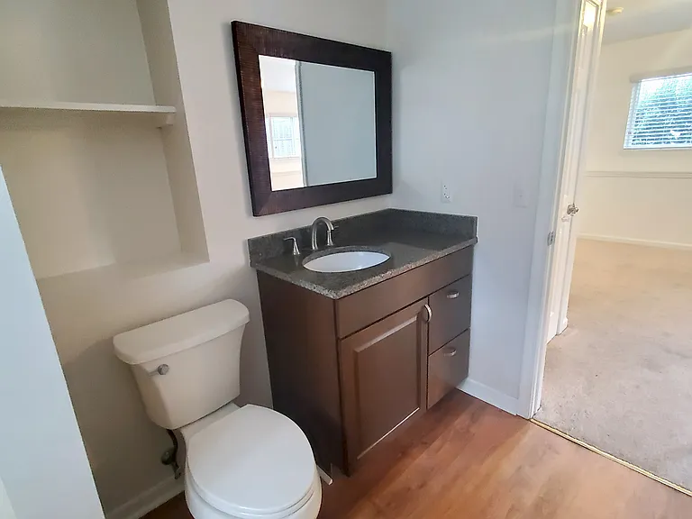 1043 Olson Ave — Photo 20