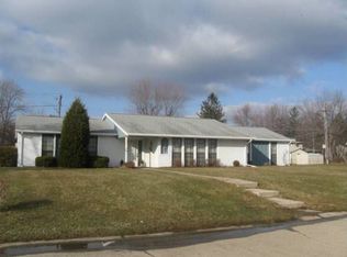 4200 W Sandpiper Dr, Muncie, IN 47304