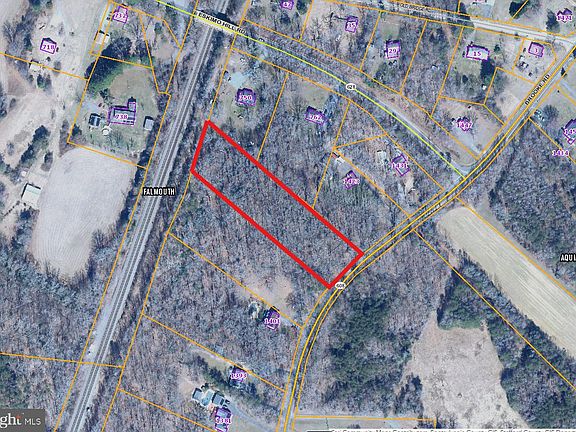 3rd image of Brooke Rd