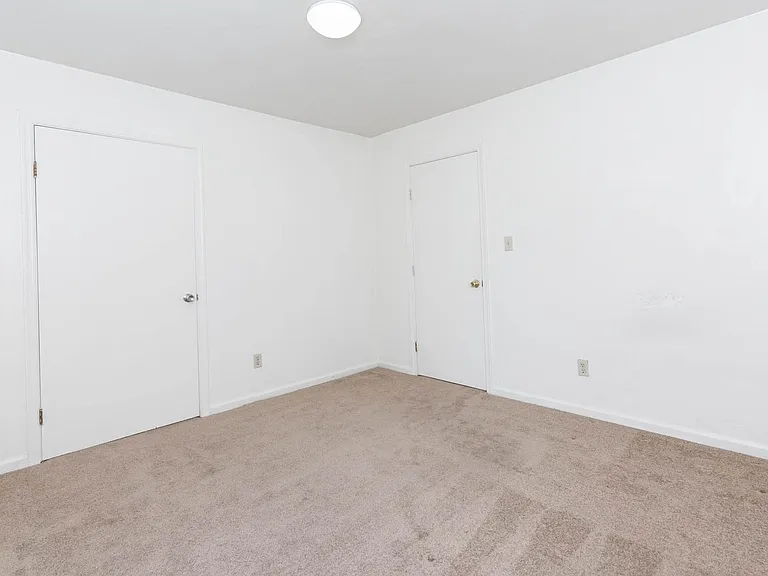 1110 Chapel St — Photo 14