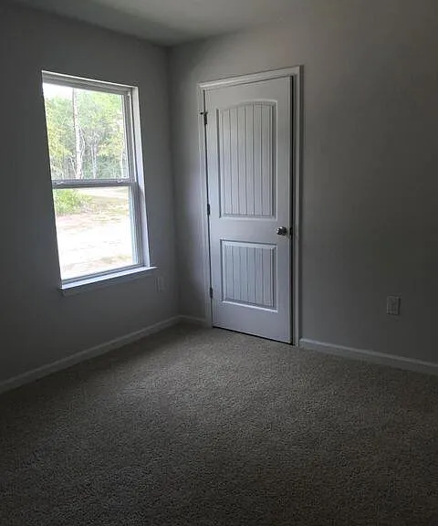 427 Earl Godwin Rd — Photo 9