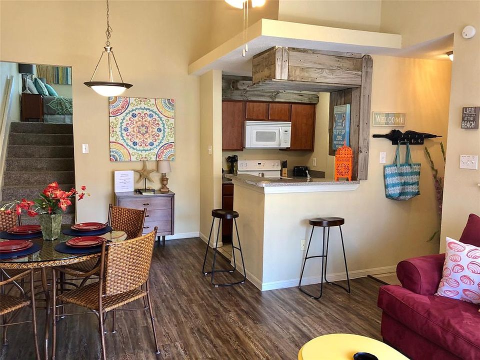 1st image of 3506 Cove View Blvd APT 1006