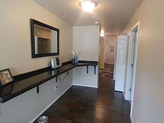 5th image of 66 E Dooley Ln