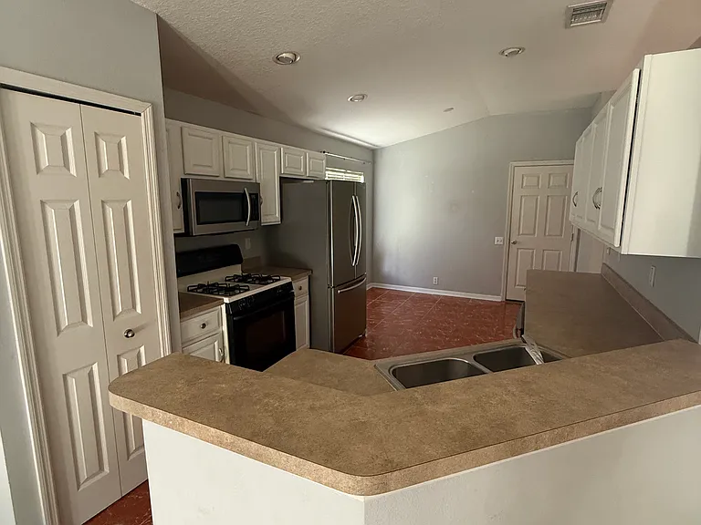 4179 Whistlewood Cir — Photo 4