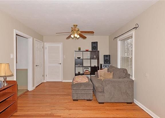 4th image of 3621 San Jose Ln