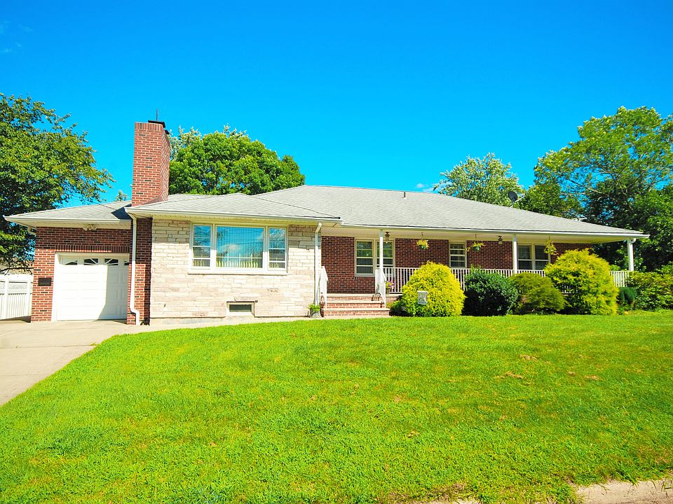 1005 Rabens Ave