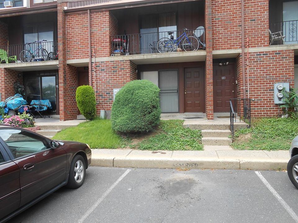 1st image of 9841 Northeast Ave APT 7A