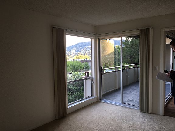 3rd image of 66 Via Holon APT 4
