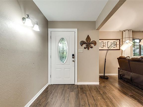 5th image of 2621 Kimberly Dr