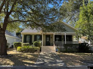 16 Brisbane Dr, Beaufort, SC 29902