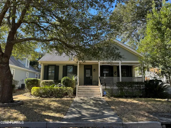 16 Brisbane Dr, Beaufort, SC 29902