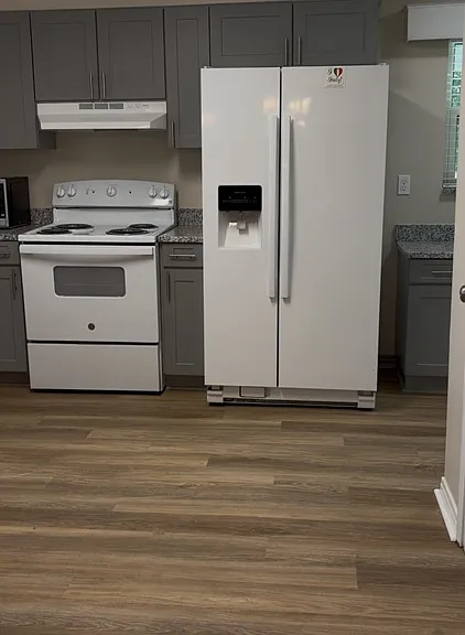 1109 W Plymouth St — Photo 19
