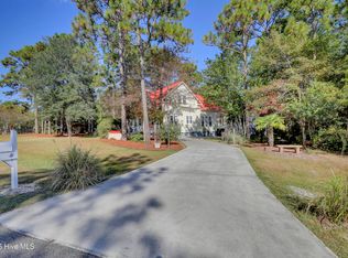 63 Royal Tern Dr, Hampstead, NC 28443
