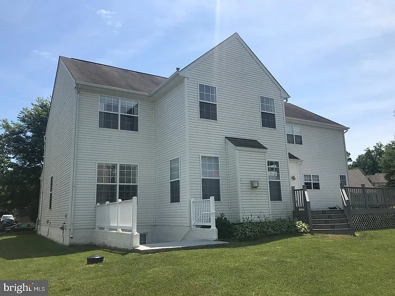 9 Saint Claires Ct — Photo 37