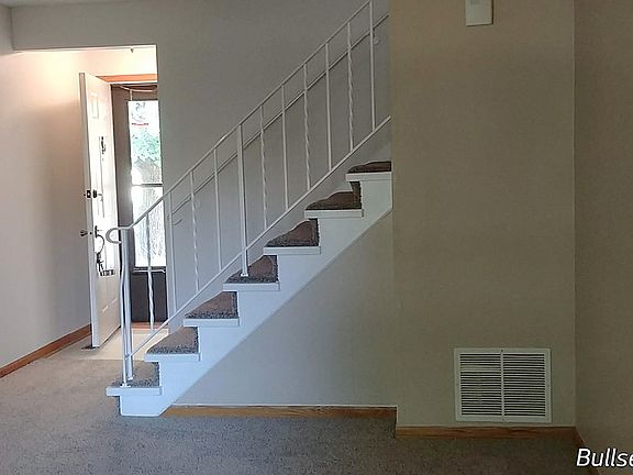 4th image of 8617 N Zinnia Way #1