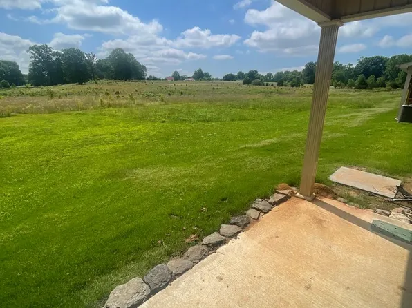 Modern 2-Bedroom Apartment in Rogersville, AL Move-In Ready!, 400 Star Hill Pl #114, Rogersville, AL 35652