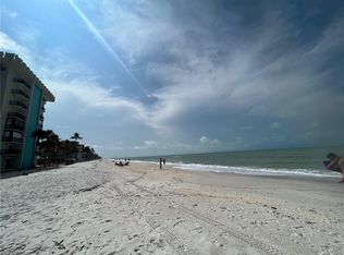 3420 Gulf Shore Blvd N APT 51, Naples, FL 34103