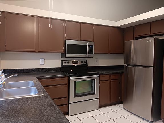 3rd image of 10100 N 89th Ave