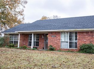 2098 Fm 906 E, Powderly, TX 75473