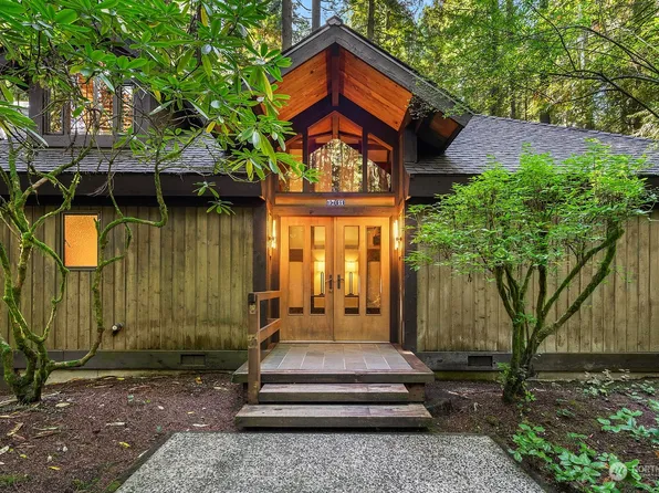 3711 130th Avenue NE, Bellevue, WA 98005