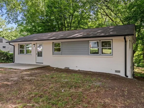 1313 Dayton St, Greensboro, NC 27407