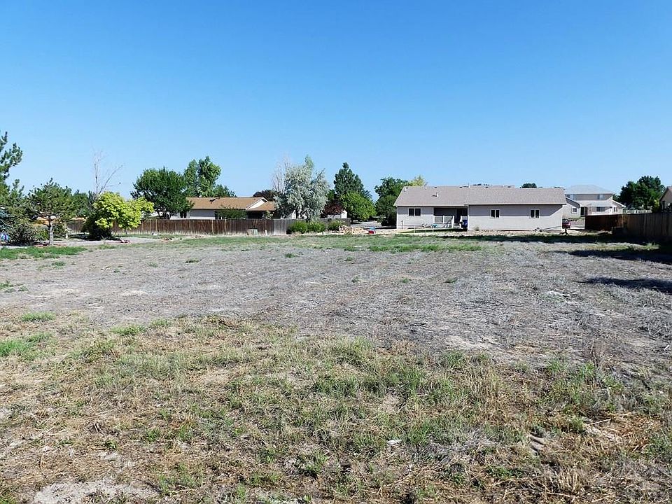 2nd image of 283 W Ben Hogan Dr