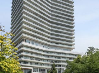 20 Brin Dr #604, Toronto, ON M8X 1Y6