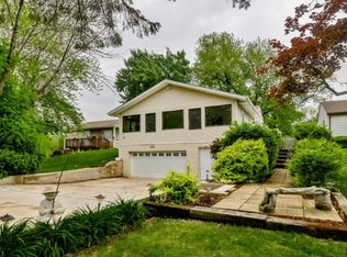 4821 River Bluff Ct, Loves Park, IL