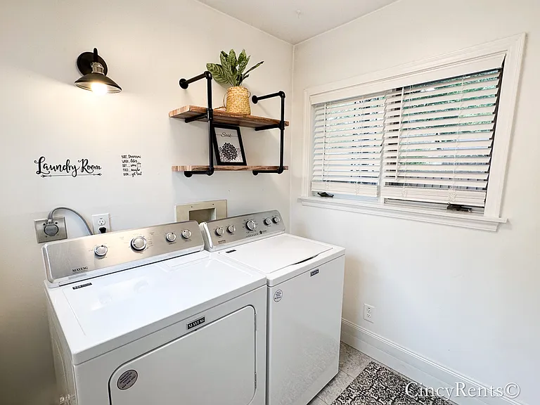 2552 Erie Ave #1 — Photo 24