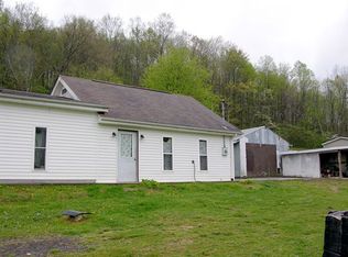 260A Rr 2, Grafton, WV 26354