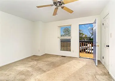 1252 W Ocean View Ave — Photo 6