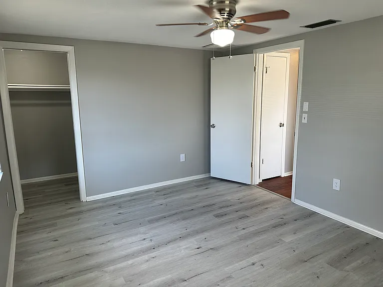 7804 Birchwood Dr — Photo 5