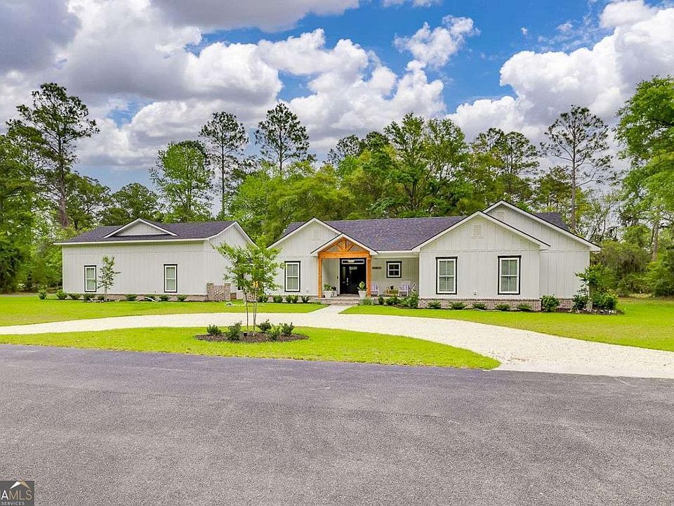 1st image of 1037 Lake Side Dr NE