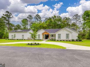 1037 Lake Side Dr NE, Townsend, GA 31331