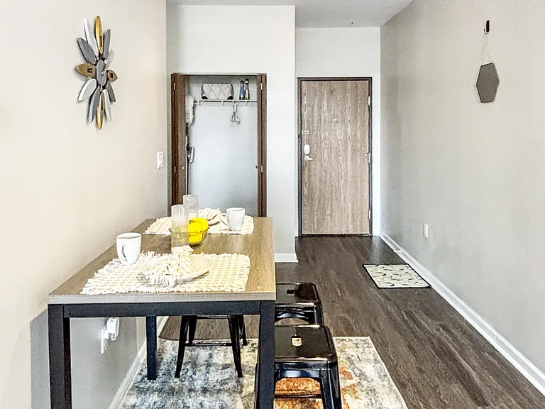 Corner House Lofts — Photo 11