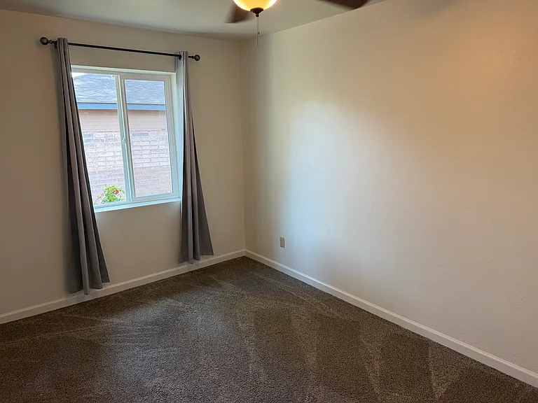 2800 E Burkhart Dr — Photo 9