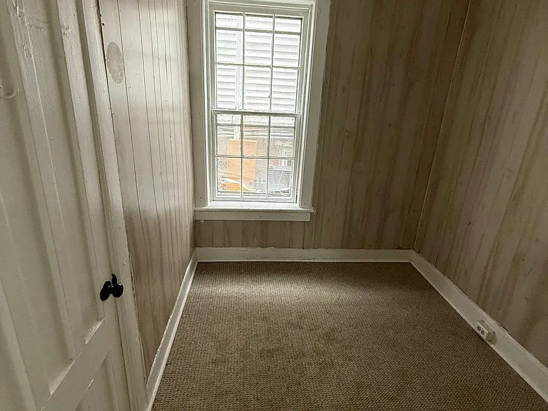 82 Main St #1 — Photo 4